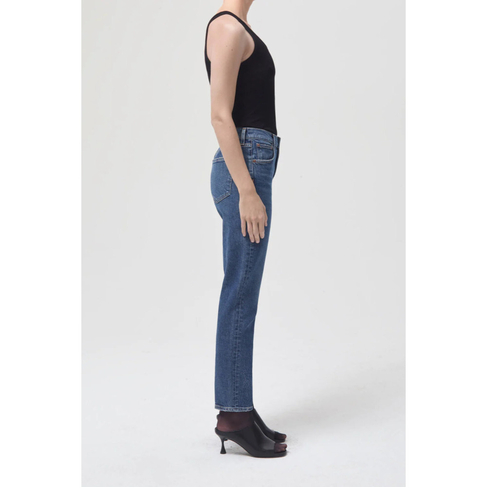 Sculpture Aura Mid Rise Straight Jean