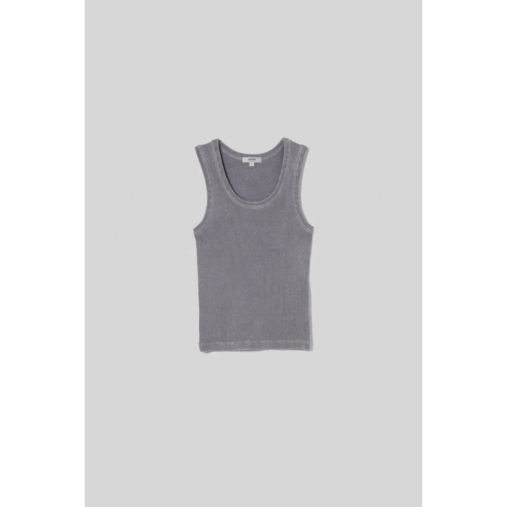 Courant Rib Tank
