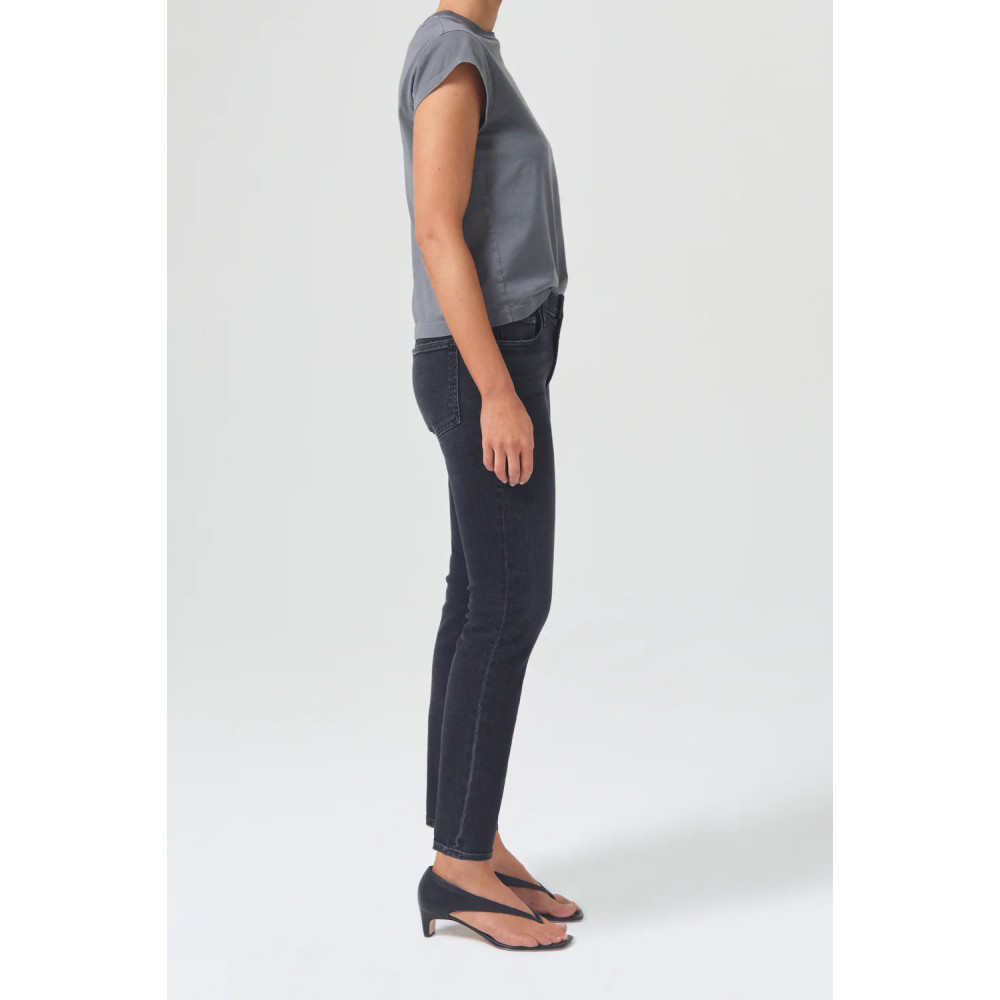 Rubis Glow Mid Rise Slim Crop