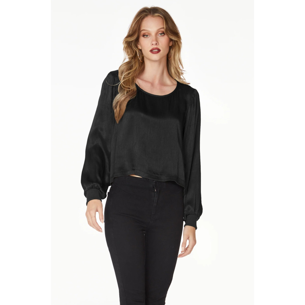 Rise Edge Top