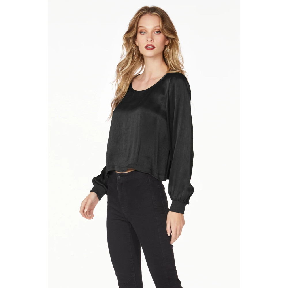 Rise Edge Top