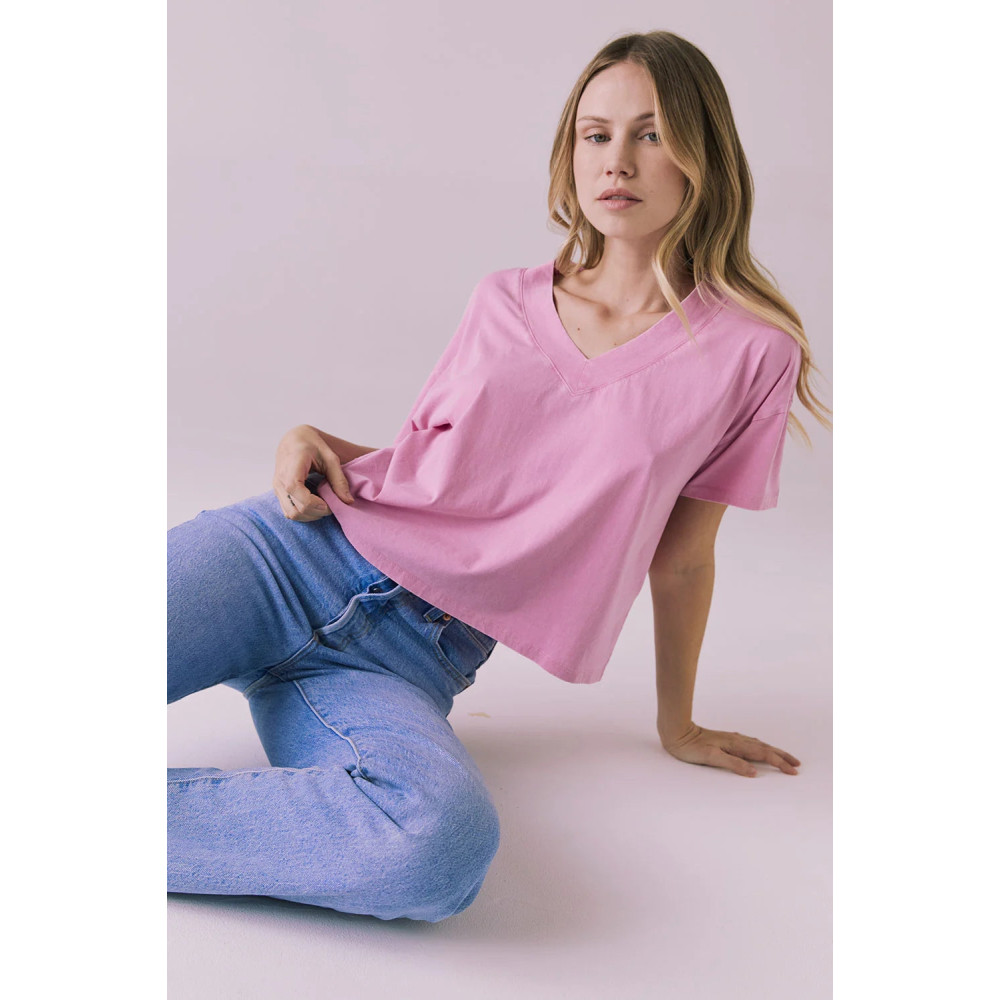 Chant V Neck Tee