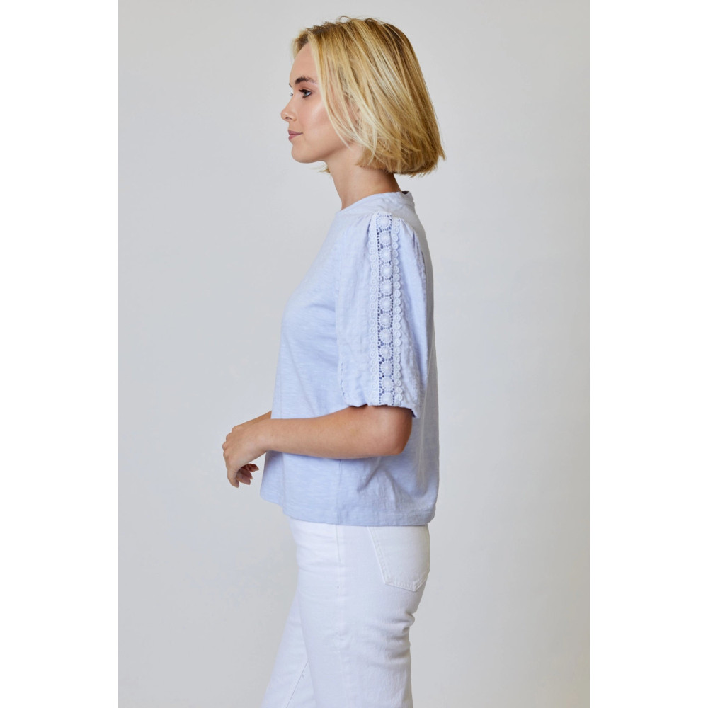 Lys Sleeve Tee