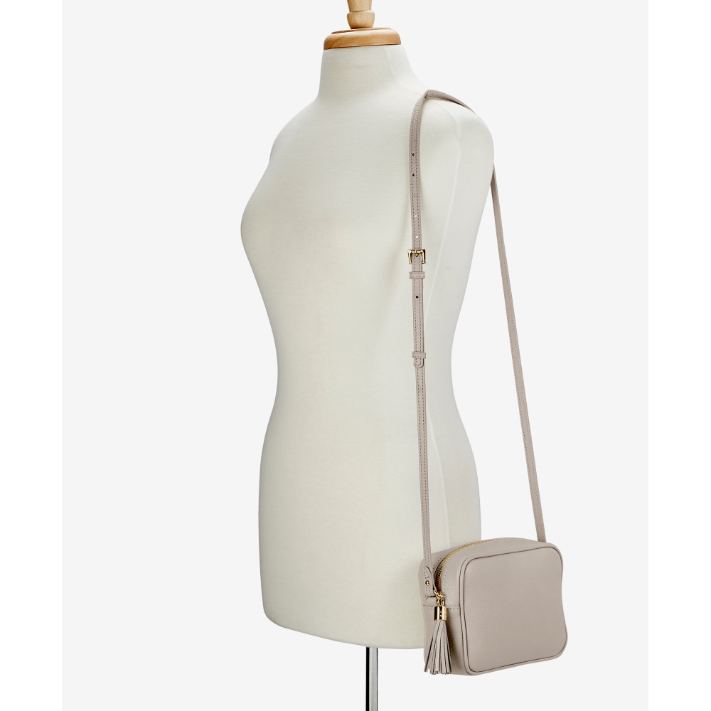 Ivy Mode Crossbody