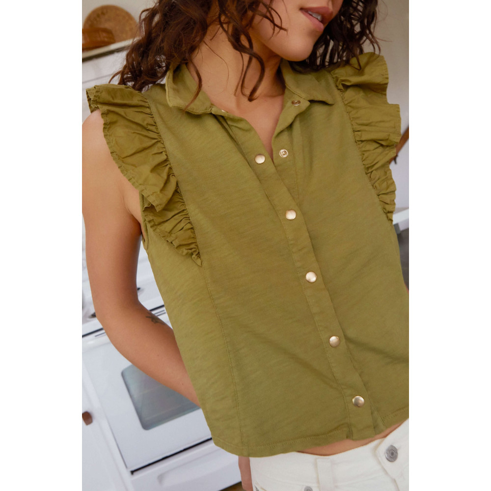 Cadencia Ruffle Button Top
