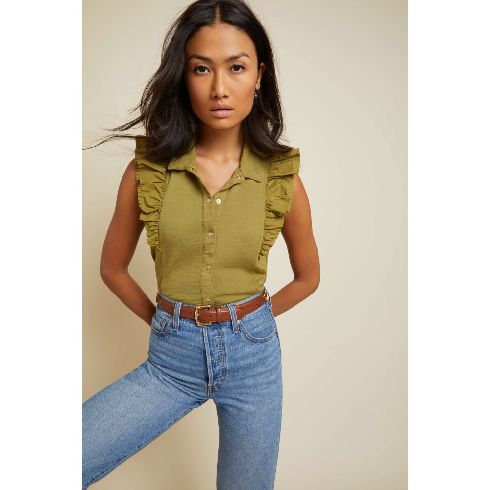 Cadencia Ruffle Button Top