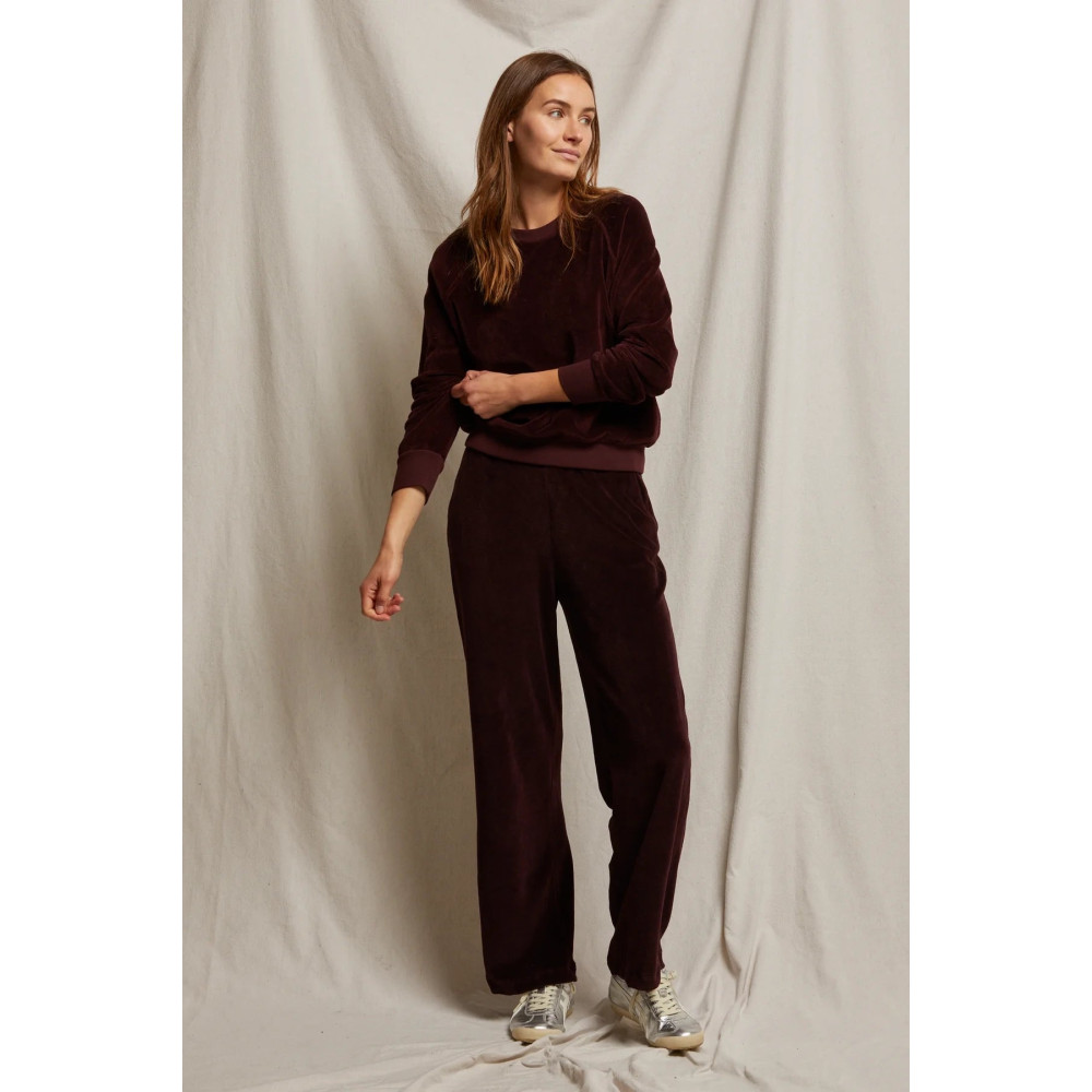 Contour Crewneck Sweatshirt
