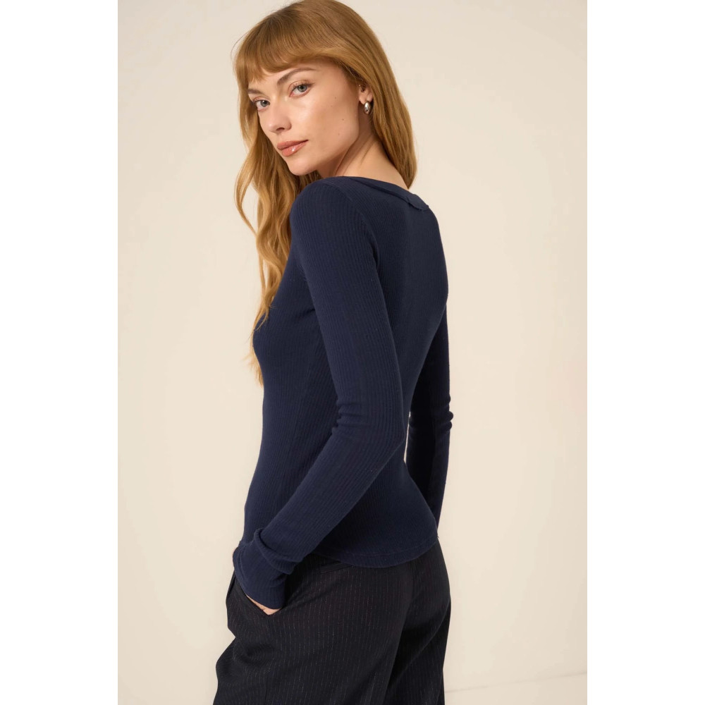 Mussola Comeback Notch Neck Long Sleeve