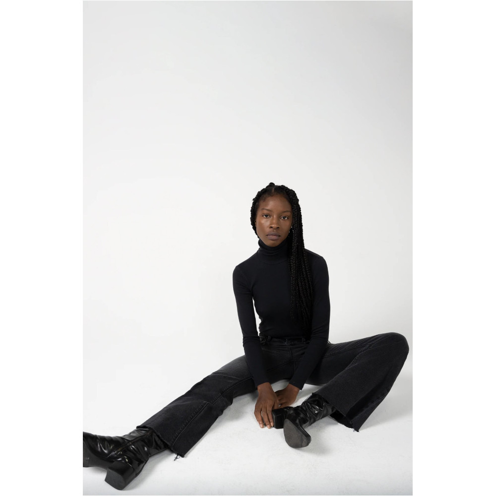 Radiant Soie High Rise Flare Jean