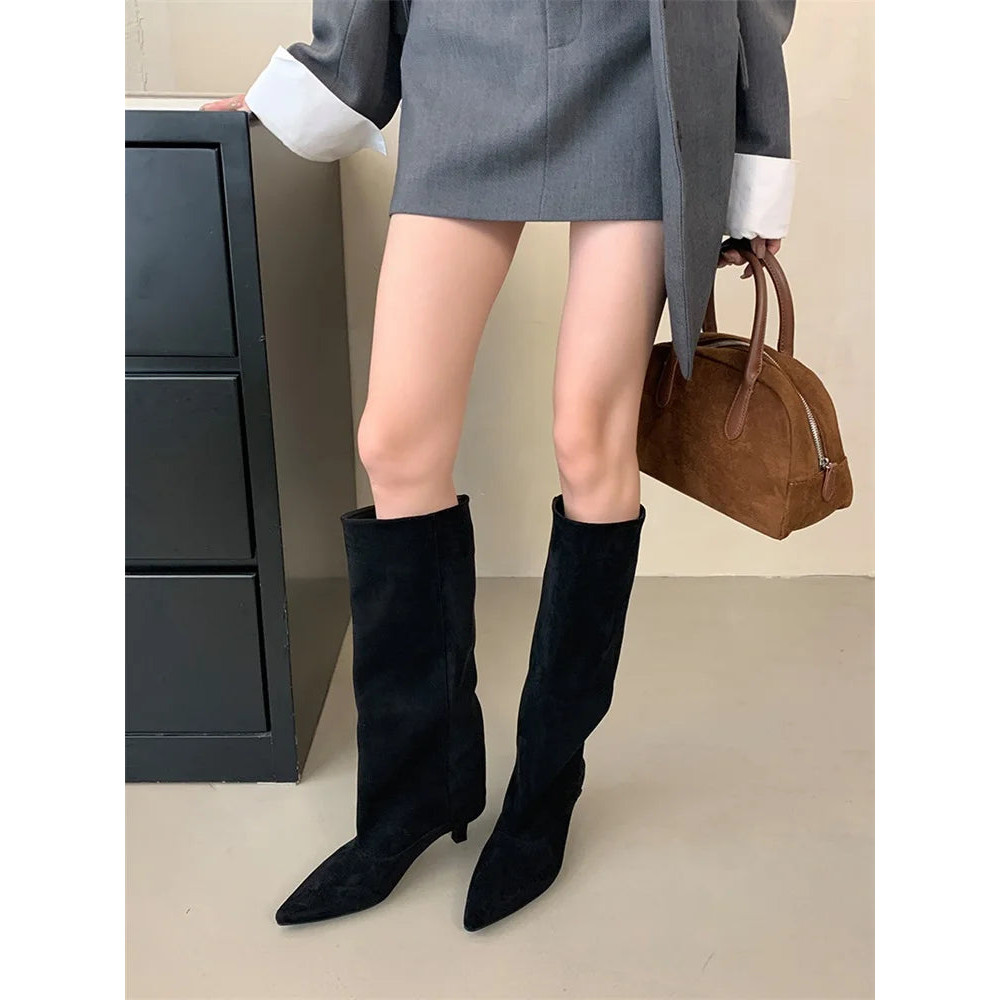 Word Boots