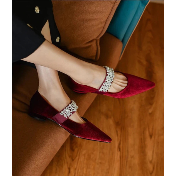 Whisper Vida Shoes