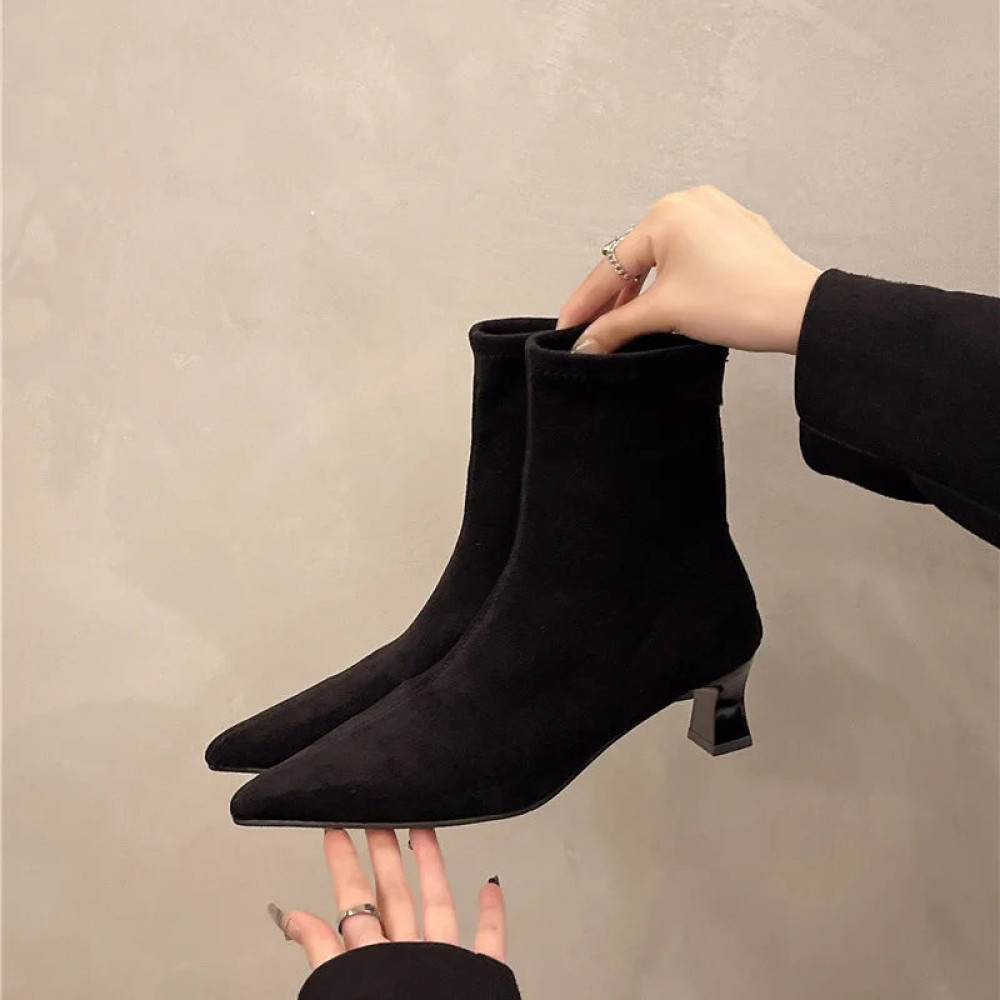 Glisten Boots