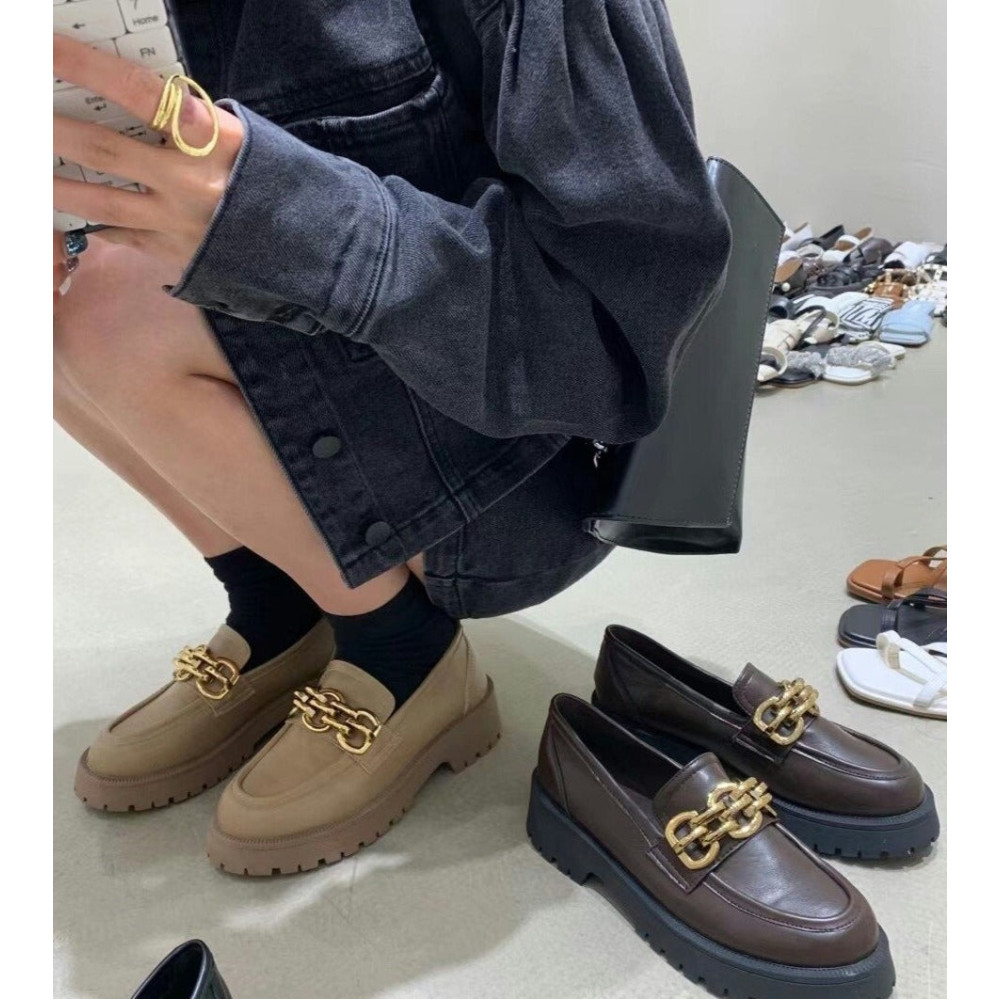 Fiore Metal Chain Loafers
