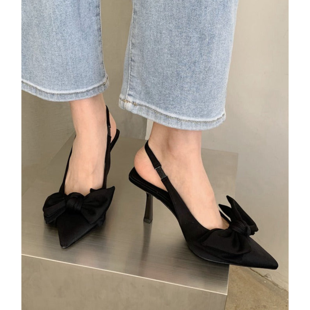 Urban Bow-Knot Pumps