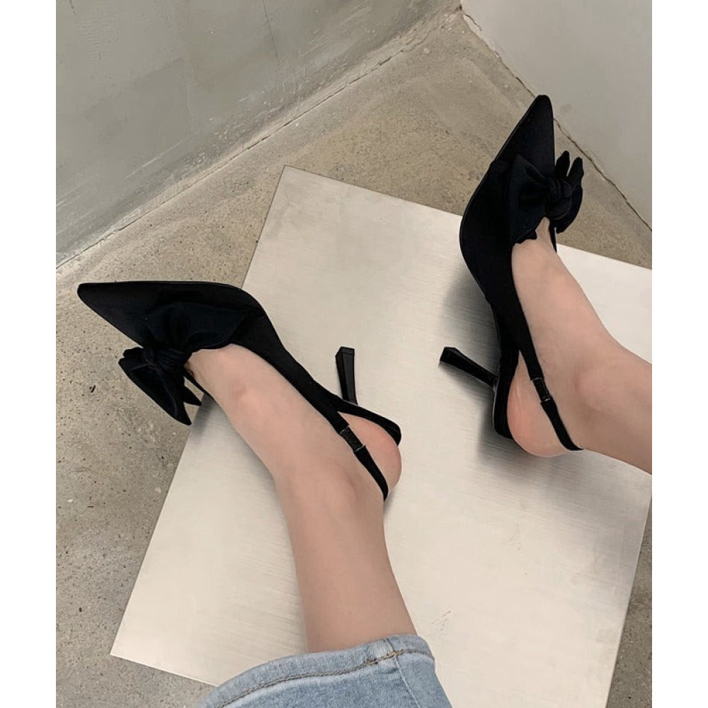 Urban Bow-Knot Pumps